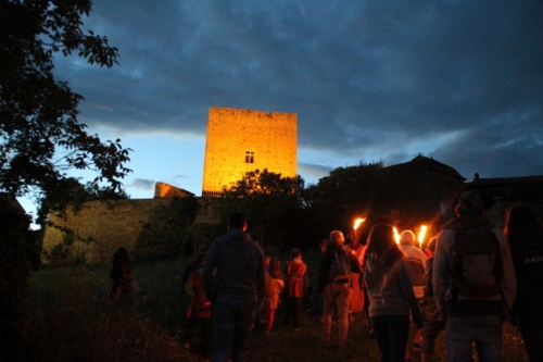 Visite nocturne du village médiéval