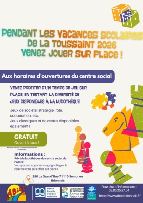 Jeux sur place à la ludothèque pendant les vacances scolaires.