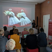 Musée numérique:  "Petits secrets des costumes de scène"
