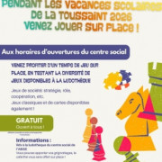 Jeux sur place à la ludothèque pendant les vacances scolaires.